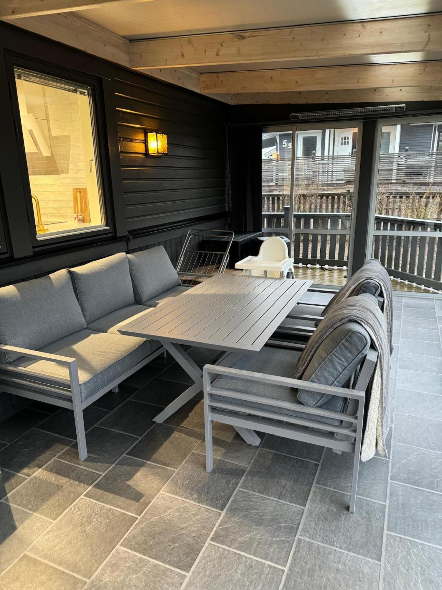 Charming 2-Floor House By The Sea In Ahus Sweden Villa Exterior foto